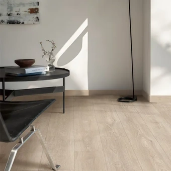 IMU 8472  Дуб Рассветный