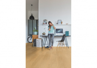 AVMPU40098 Дуб чистый медовый